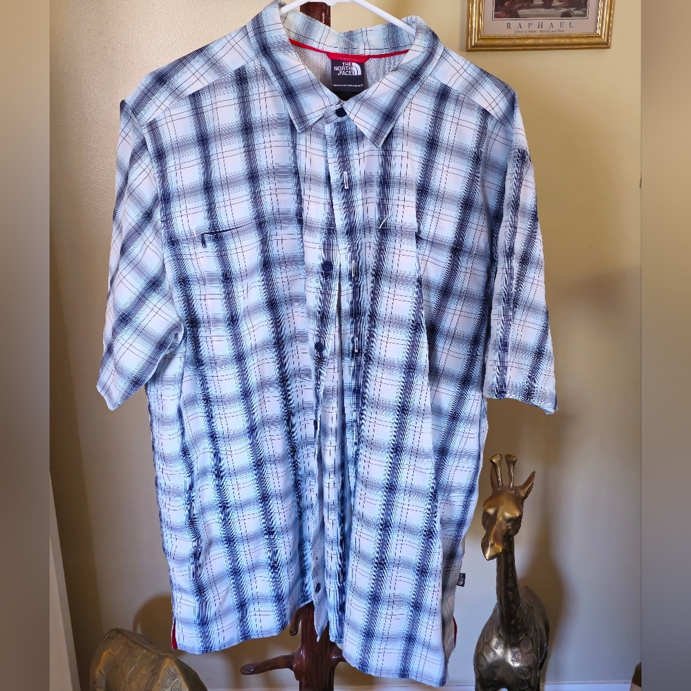 Men's North Face Button Down Shirt